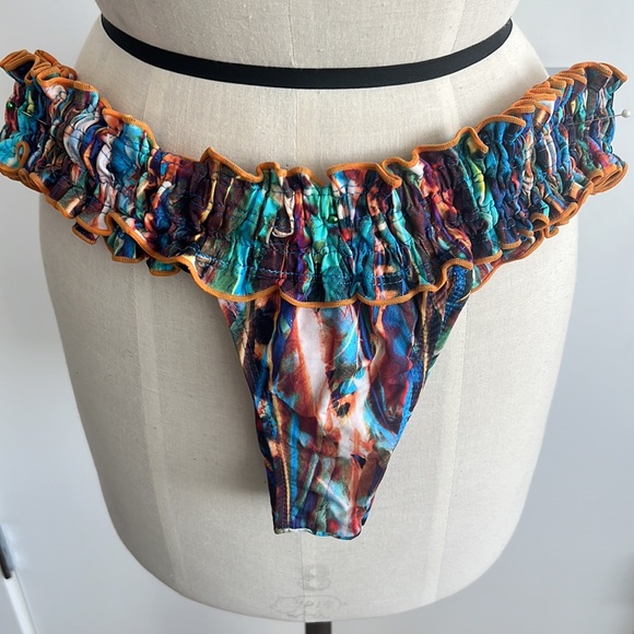 Brazilian bikini - Large - Picture 3 of 6